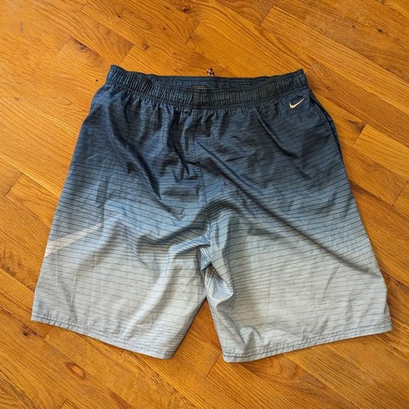 Nike Swim Trunks Men's Large - Picture 3 of 3